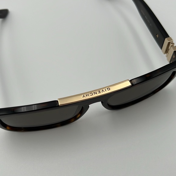 Givenchy Tortoiseshell Rectangular Frame Sunglasses - Picture 4 of 9